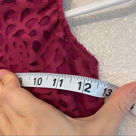 Weissman Dance lyrical costume YOUTH
11226 Burgundy berry dress MC child 10/12 - Picture 4 of 10